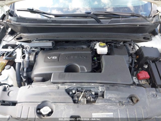 5N1DR2MMXJC626389 Nissan Pathfinder Sl