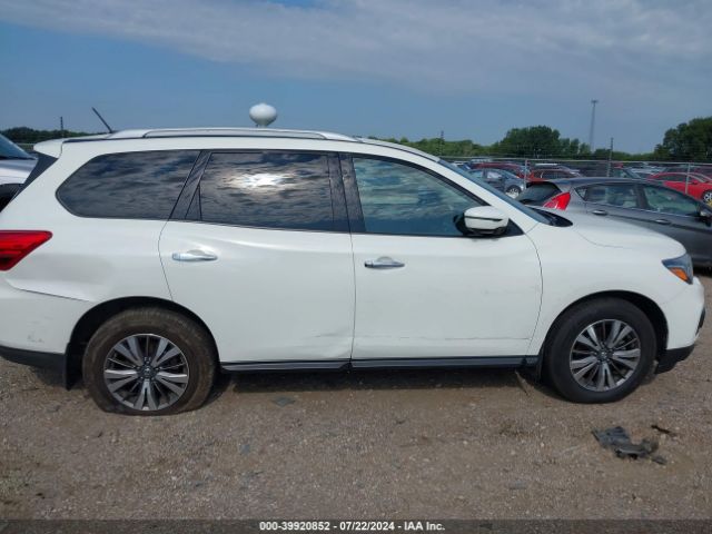5N1DR2MMXJC626389 Nissan Pathfinder Sl