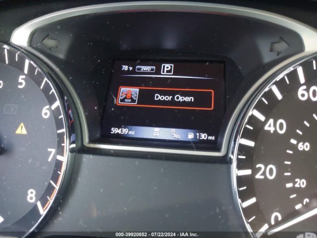 5N1DR2MMXJC626389 Nissan Pathfinder Sl