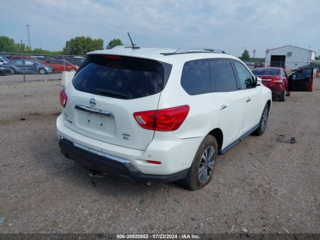 5N1DR2MMXJC626389 Nissan Pathfinder Sl