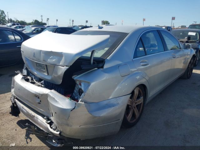2010 MERCEDES-BENZ S 550 WDDNG7BB7AA296693 Photo 3