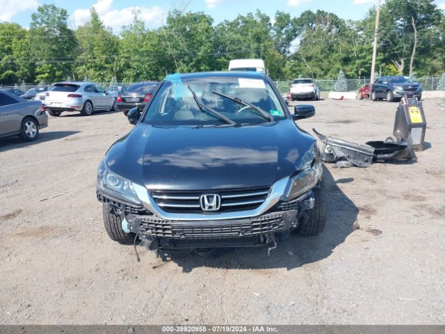 1HGCR3F98EA041585 Honda Accord Touring