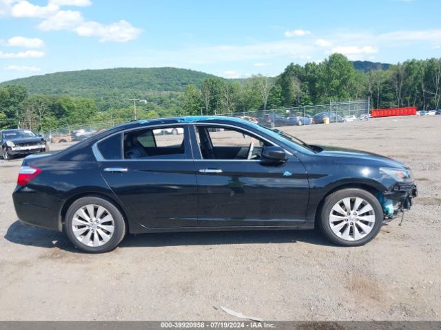 1HGCR3F98EA041585 Honda Accord Touring