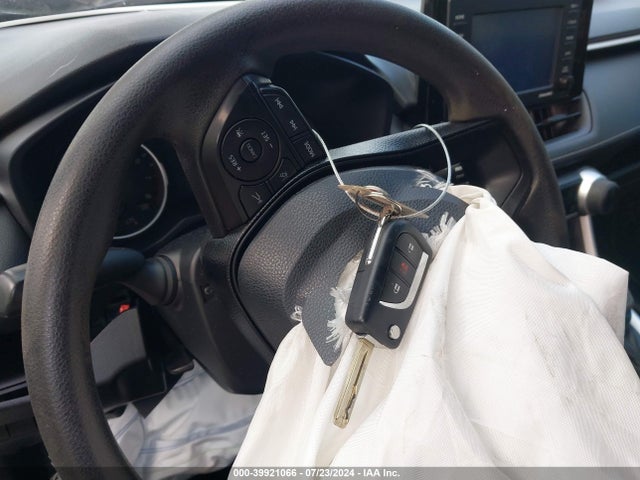 Toyota RAV4 LE 2021 2T3H1RFVXMC154676 Image 11