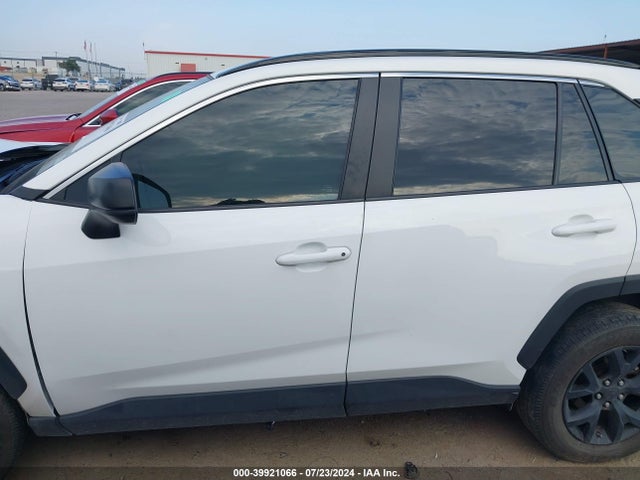 Toyota RAV4 LE 2021 2T3H1RFVXMC154676 Image 14