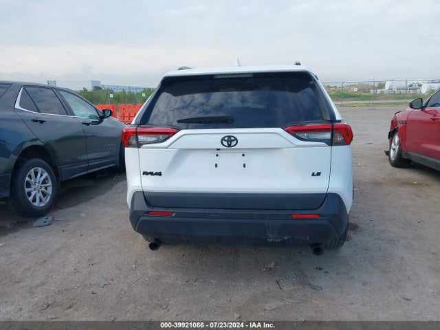 Toyota RAV4 LE 2021 2T3H1RFVXMC154676 Image 16