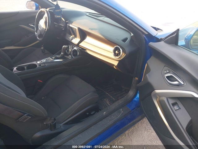 1G1FB1RX8H0108638 Chevrolet Camaro 1lt