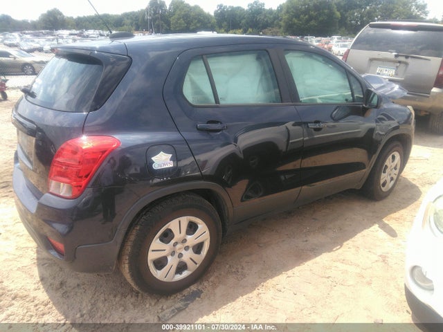 Chevrolet TRAX LS 2018 3GNCJKSB1JL155043 Image 4