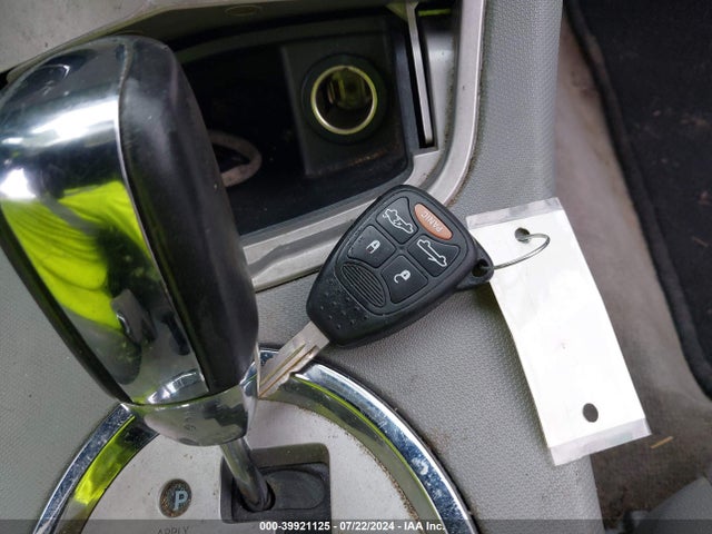 Продажа на аукционе авто 2008 Chrysler Sebring Limited, vin: 1C3LC65M48N264618, номер лота: 39921125