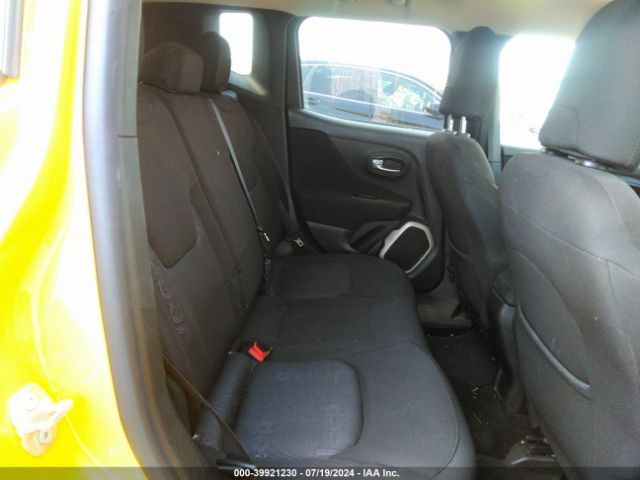 ZACCJBBT0FPB66109 Jeep Renegade Latitude