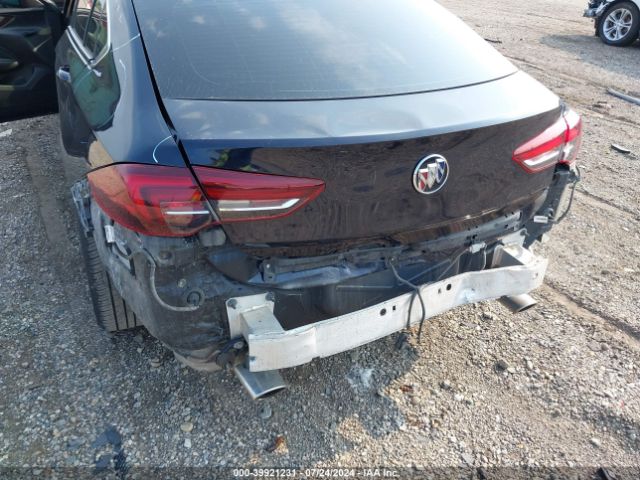 W04GP6SX2J1123294 Buick Regal Sportback Essence