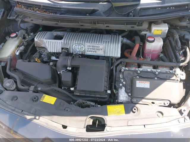 Toyota Prius Three 2015 JTDKN3DU8F1884068 Image 10