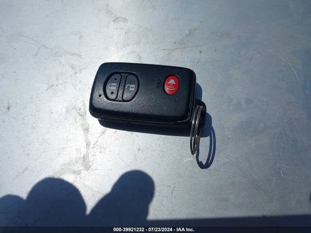Toyota Prius Three 2015 JTDKN3DU8F1884068 Image 11