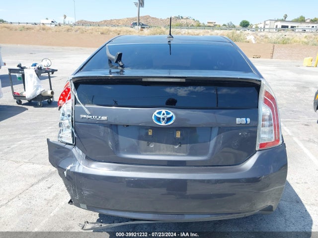 Toyota Prius Three 2015 JTDKN3DU8F1884068 Image 16