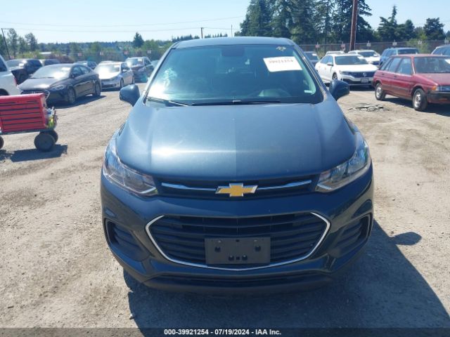 KL7CJNSB2MB337492 Chevrolet Trax Awd Ls