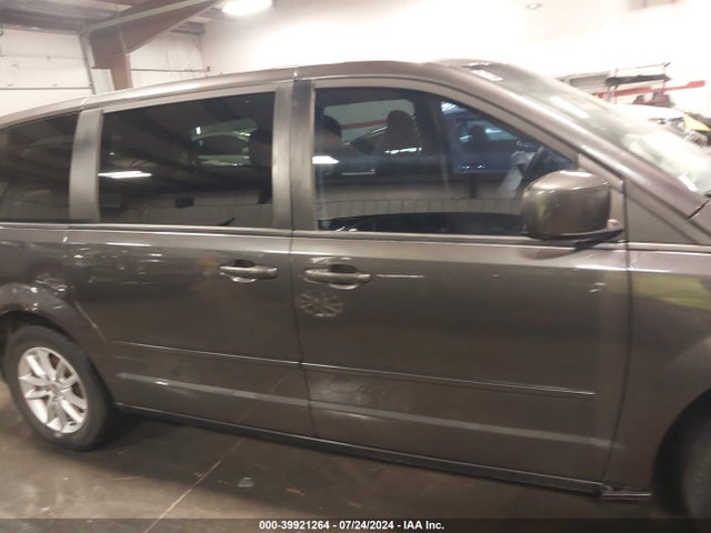2C4RDGBG3FR691506 Dodge Grand Caravan Se Plus