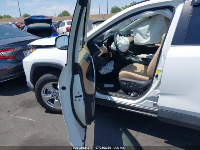 2T3P1RFV2MC193452 Toyota Rav4 Xle