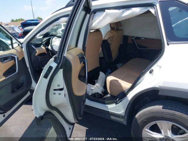2T3P1RFV2MC193452 Toyota Rav4 Xle