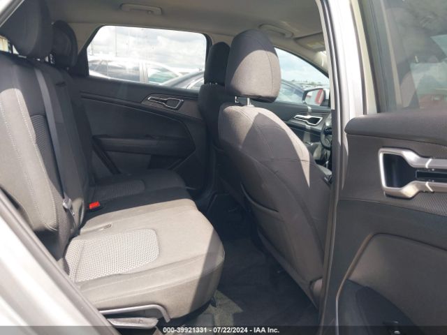 KNDPU3AF8P7037063 KIA Sportage Lx