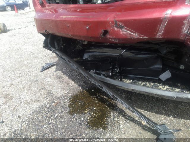 1C4PJLCB6GW177184 Jeep Cherokee Latitude