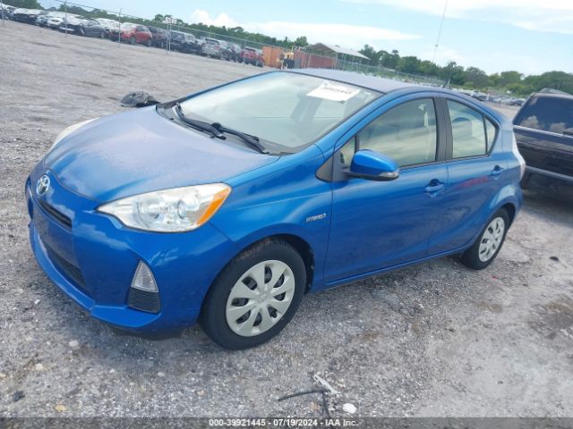 JTDKDTB39E1067686 Toyota Prius C One