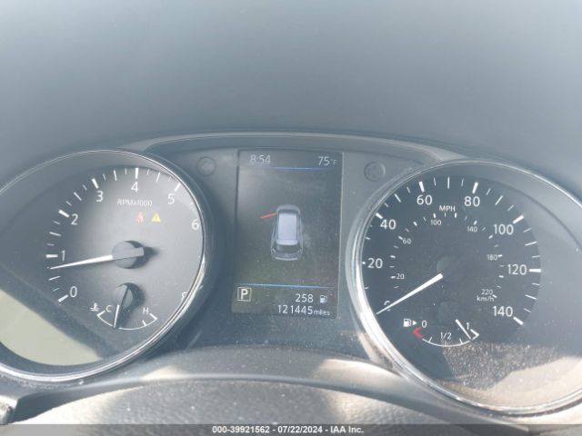 5N1AT2MVXJC801849 Nissan ROGUE SV