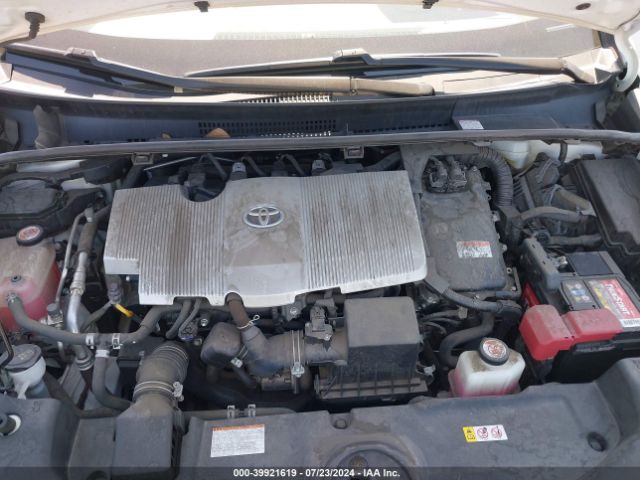 JTDL9RFU5L3016196 Toyota Prius Le Awd-e
