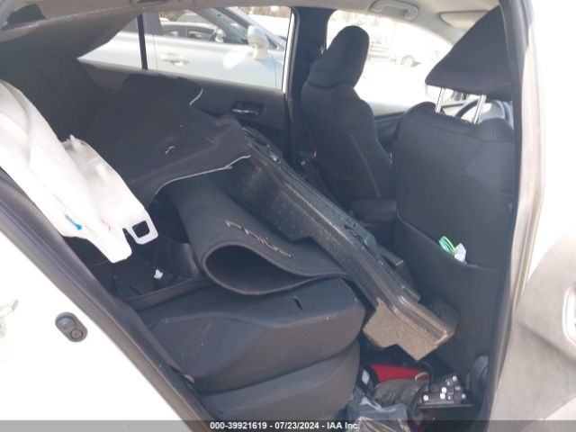 JTDL9RFU5L3016196 Toyota Prius Le Awd-e