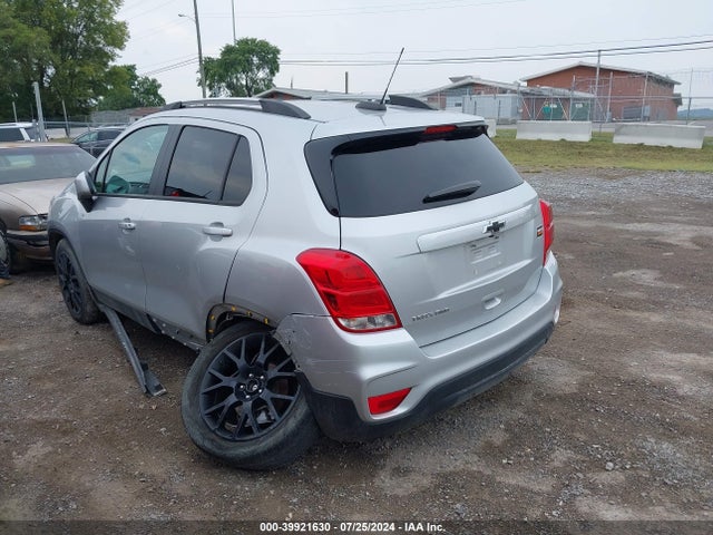 Chevrolet Trax Awd Lt 2022 KL7CJPSM9NB536716 Image 3