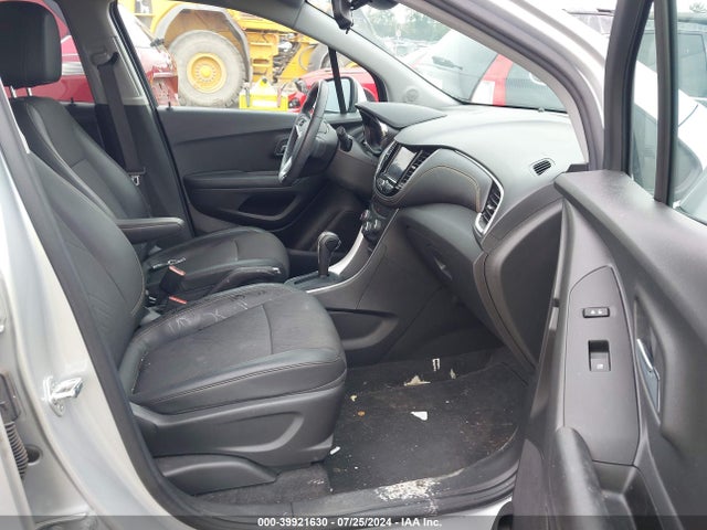 Chevrolet Trax Awd Lt 2022 KL7CJPSM9NB536716 Image 5