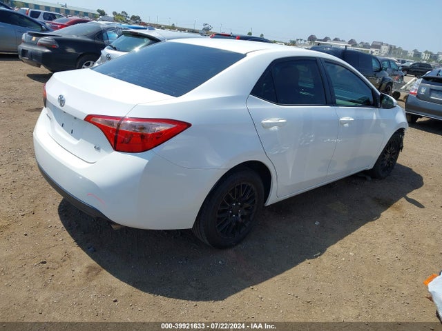 Toyota COROLLA LE 2017 2T1BURHE4HC960179 Image 4