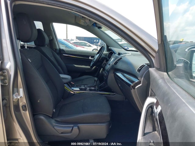 KIA SORENTO LX 2014 5XYKT3A63EG501731 Image 5