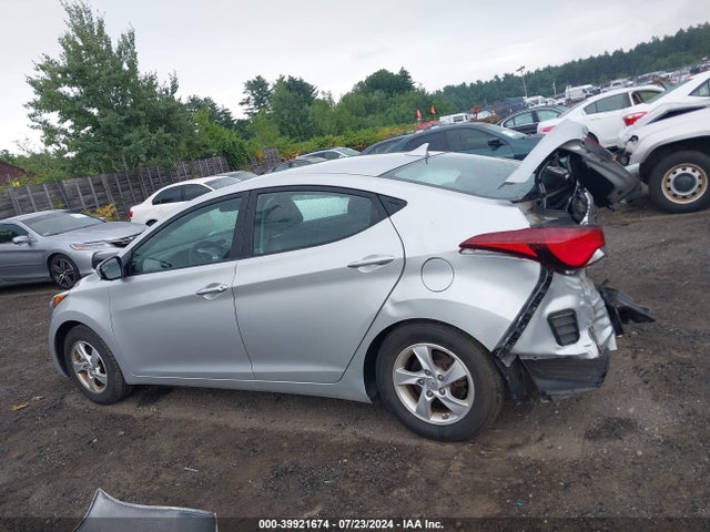Hyundai ELANTRA SE 2015 5NPDH4AE5FH595791 Image 15