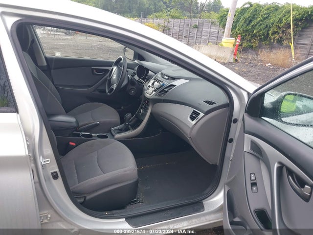 Hyundai ELANTRA SE 2015 5NPDH4AE5FH595791 Image 5