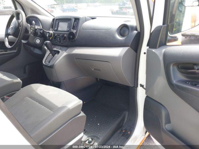 3N6CM0KN9HK721106 Nissan NV200 SV