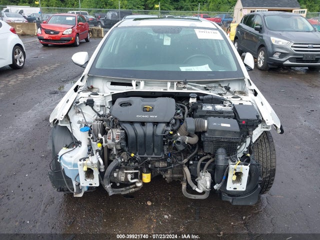 Hyundai Elantra Value Edition 2018 5NPD84LFXJH319475 Image 12