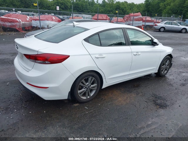 Hyundai Elantra Value Edition 2018 5NPD84LFXJH319475 Image 4