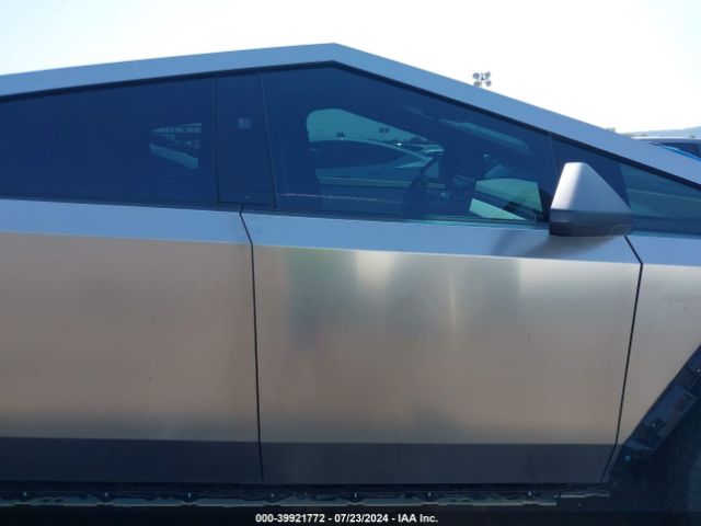 7G2CEHED4RA004702 Tesla Cybertruck All-wheel Drive