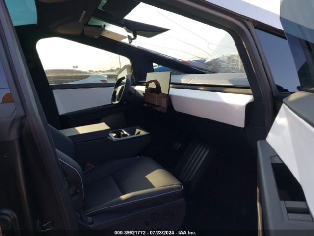 7G2CEHED4RA004702 Tesla Cybertruck All-wheel Drive