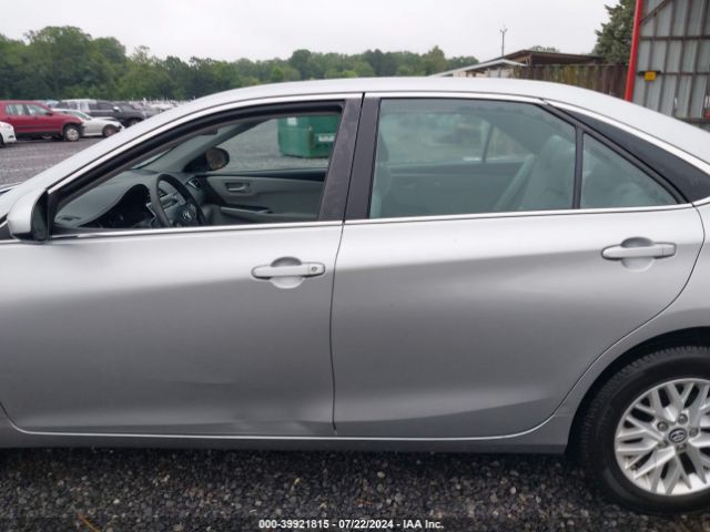 4T1BF1FK8HU370652 Toyota CAMRY LE