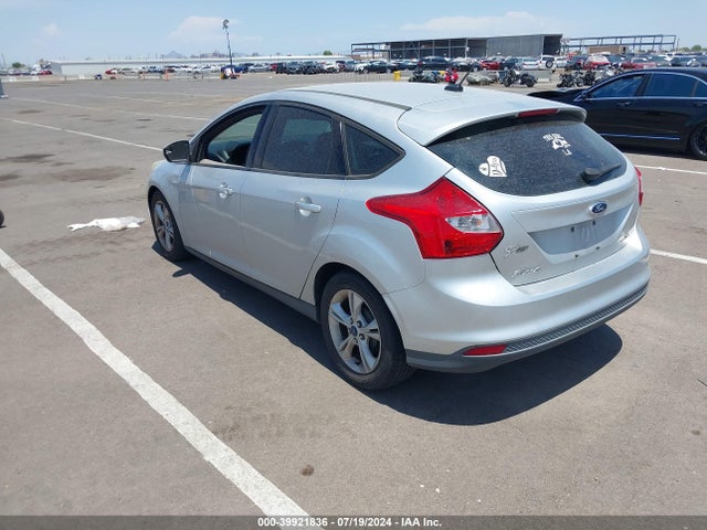 Ford FOCUS SE 2014 1FADP3K21EL432573 Image 3