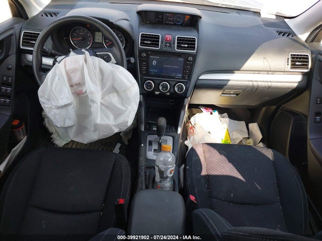 Subaru Forester 2.5i Premium 2017 JF2SJAEC9HH463526 Image 20