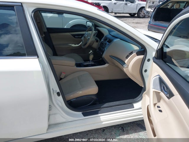 Nissan Altima 2.5 S 2015 1N4AL3AP8FC292518 Image 5