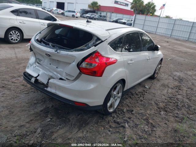 1FADP3N22EL165973 Ford Focus Titanium