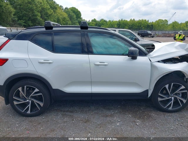 Volvo Xc40 T5 R-design 2021 YV4162UM4M2606114 Image 13