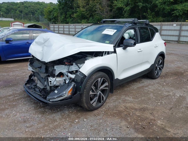 YV4162UM4M2606114 Volvo Xc40 T5 R-design
