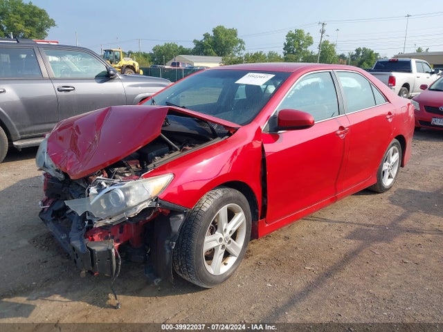 Toyota CAMRY SE 2014 4T1BF1FK9EU867771 Image 2