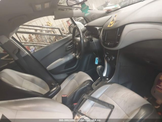 3GNCJLSB3LL225814 Chevrolet Trax Fwd Lt