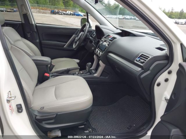 JF2SJGEC1HH415702 Subaru Forester 2.0xt Premium