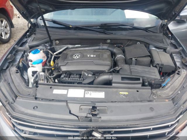 1VWDT7A35HC000447 Volkswagen Passat 1.8t R-line